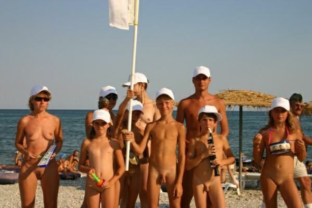 Foto nudyzm na morze w Bułgarii (set 2) | Photo nudism on the sea in Bulgaria [Kolekcja Naturyzm]