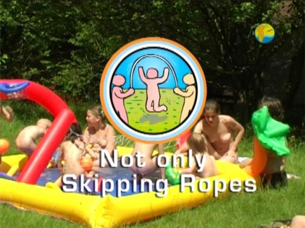 Not only Skipping Ropes - Rodzinny naturyzm na łonie natury filmy DVD | Family naturism on the nature DVD video [Kolekcja Naturyzm]