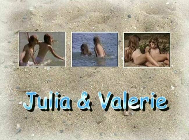 Julia and Valerie - Wideo młodzi naturyści na rzece | Video young naturists on the river [Kolekcja Naturyzm]