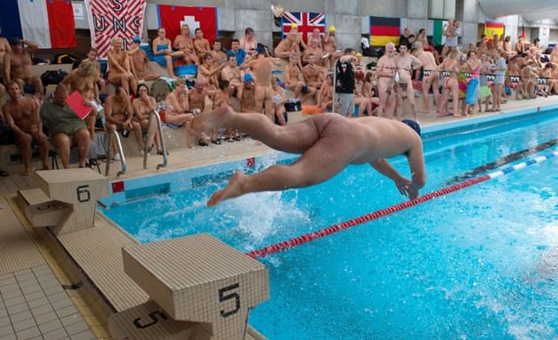 Pool Party Pioniere - nudyzm film dokumentalny w Niemczech | documentary video nudism in Germany [Kolekcja Naturyzm]